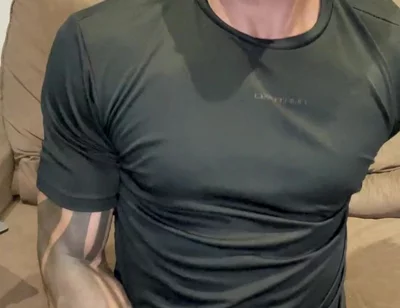 Sunday, Black T-shirt Covered of Cum!