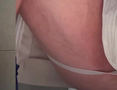 Rugby Guy Magic Wand Play and Cum
