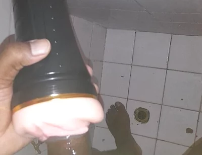 Jerking off S10 E8