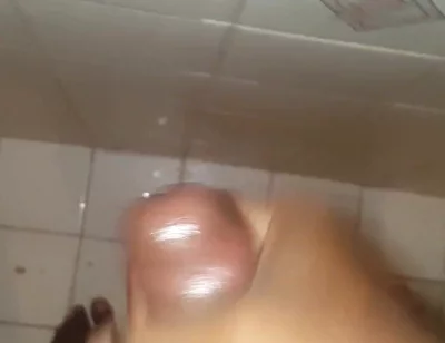 Jerking off S10 E10