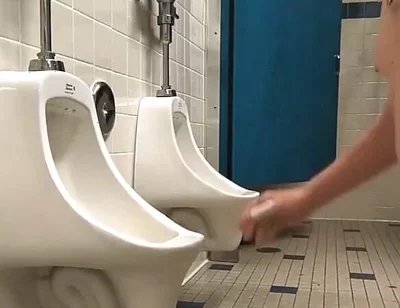 How to Properly Clean Public Toilets and Urinals