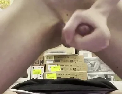 Amateur Twink Cumming Hard and Fucking Himself with a Huge 21cm Dildo
