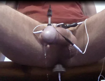 E-stim Dripping Orgasm