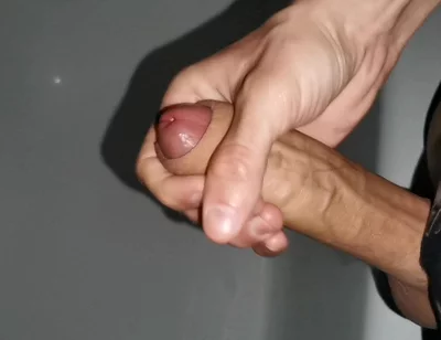 A Very Powerful Stream From a Large Penis