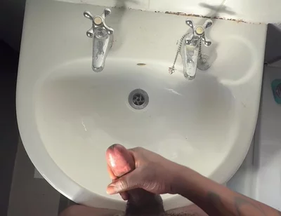 I Cum in the Work Toilet
