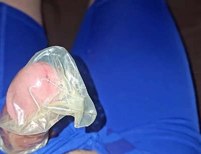 I wank and cum inside a condom while I wear my Blue Nike pro spandex underwear