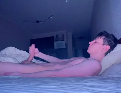 Fast and Rough Jerk off When You Only Have a Few Minutes