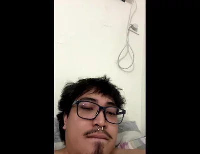 Naughty Chubby Filipino Boy Wanks for the Camera