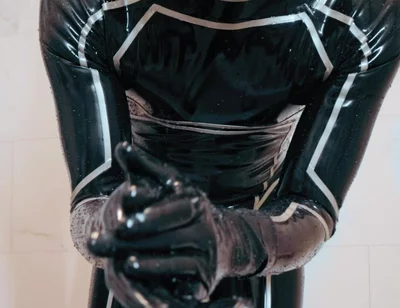 Rubber Shower Series 5
