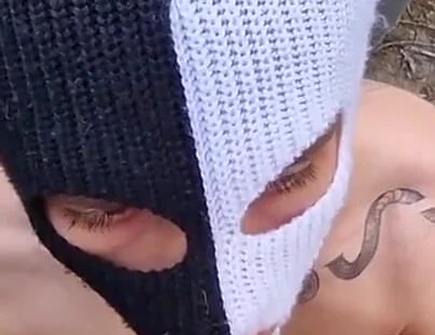 Outdoors Fuck on the Track, a Naked Straight Man Gave His Holes a No-condom Fuck