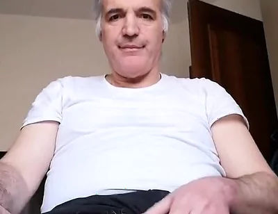 Must Get Hard Cock to Enjoy with the Handjob