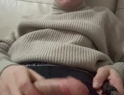 I Relaxed in the Evening While My Friends Were in Another Room. I Came at 42.
