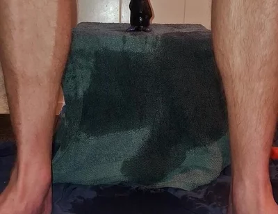Hot Solo Male Riding His Dildo in the Morning