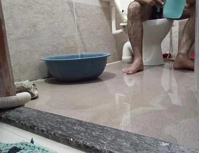 Who Would Like to Take a Nude Bath with Me?