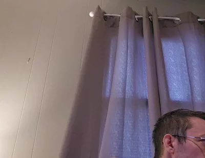 Quick Jerkoff Before GF Gets Home