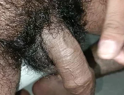 Lambe Ghane Kale Bal Wala Penis