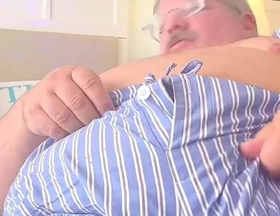 Fat Chub Bear Biggest Tummy Cutest Face Old Man