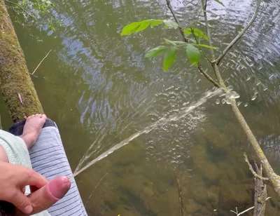 Twink 18 Pissing in Nature