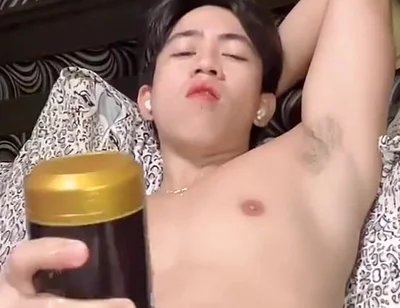 Pinoy with Big Dick Trying Dildo