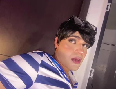 Ken Prince Sissy Latino Opens Her Bubble Ass to Pizza Delivery Man After Smelling Sweaty Feet