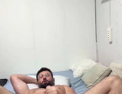 Showing the Big Dick
