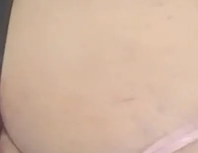 Primera Vez Que Me Trago Un Dildo De Este Tamaño Y Me Rompe Todo El Culo Pero Me Encanta!!!!!!!