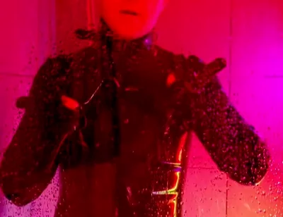 Shower in Rubber