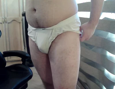 Muscular Camboy Works Out His Upper Body