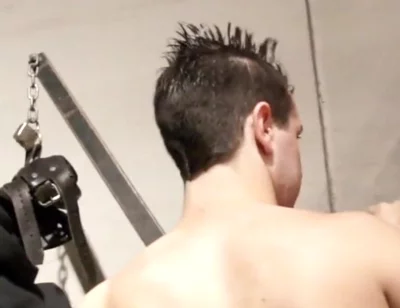 Bukkake Amateur with Gay Twinks Sucking All His Friends to the Cum