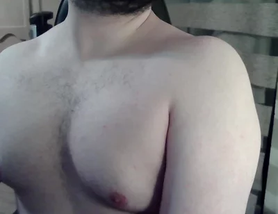 Beefy Virgin Camboy Dances and Flexes