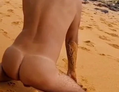 Ladysilva My Hot Ass on Beach