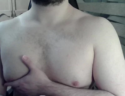 Hot Beefy Camboy Teases and Shows off
