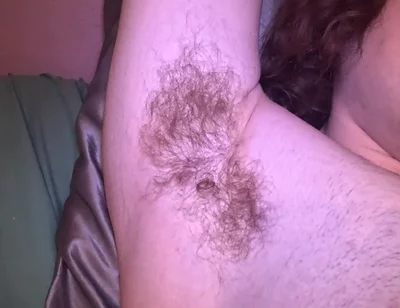 Anyone Want to Sniff My Armpits?