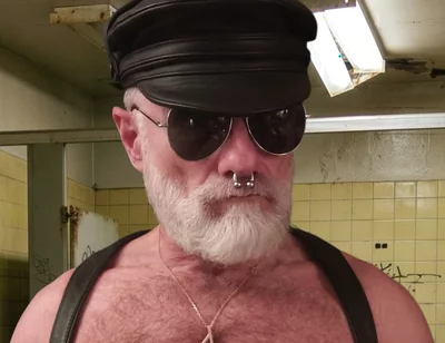 Pipedad Is a Nipple Pig