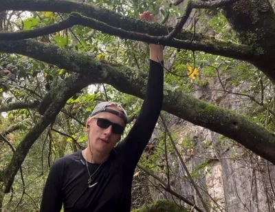 Hiker Bro goes Off-Trail to Jerk Off