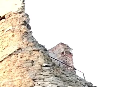BJörn and Jean Discovered More Than Just Old Castle Ruins