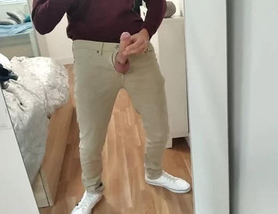 Amateur Man Jerking Big Cock Very Hard and Venous Before Meeting at Work