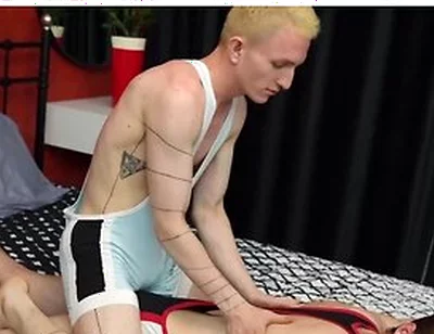 Amon Volkov Cock Massages Scott Smith After Make Out