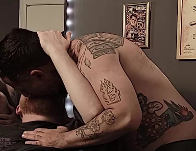 Dirty Barber Gives Bear More Than Just a Haircut!