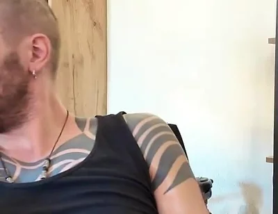 Jerking off to Porn