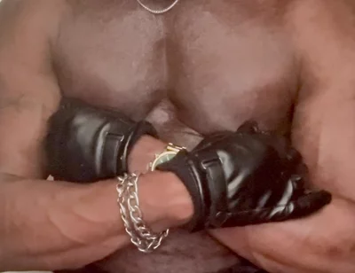 Latex Encased Muscle Butt Nippleplay Wank Cum Solo