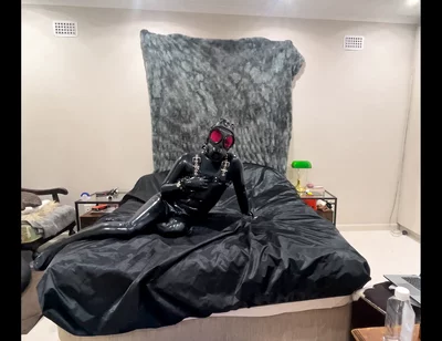 Latex Drone Activation - Gas Mask Transformation in Glossy Black Latex
