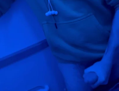 Masturbating at 30,000 Ft