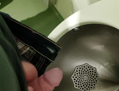 Young Skninny Boy Piss on the Train