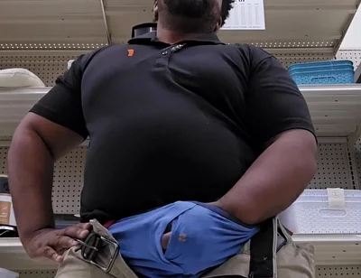 Thick Stepdaddy Cums in Public Store