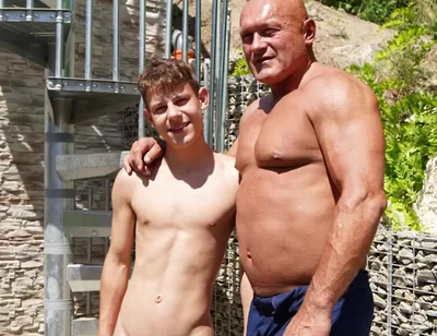 Homo Stepdaddy Pepan E O Novinho Mamando E Fudendo Gostoso - Ollie Barn