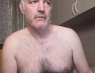 A Porn Movie and a Handjob to Wake up Content and Happy!