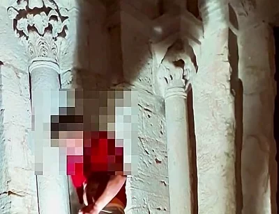 Excessive Cumshot in a Super Risky Place