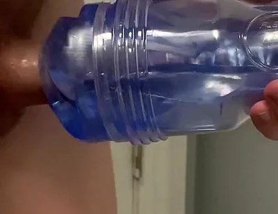 Handsfree Cumshot From Redhead Twink