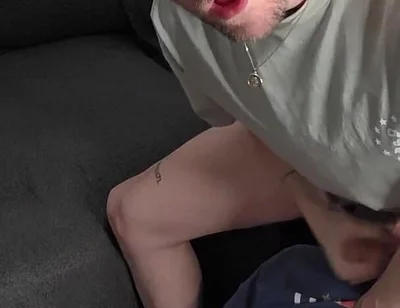 Your Bored? Ive Got a Good Idea, Why Dont You Eat My Arse Till I Shoot My Load.... Then I'll Eat Yours Till You Blow Too.